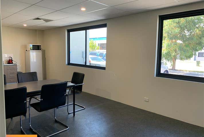 1/19 Purser Loop Bassendean WA 6054 - Image 9