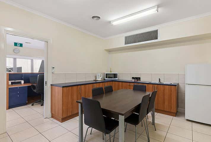 2/15 Hammer Court Hoppers Crossing VIC 3029 - Image 7