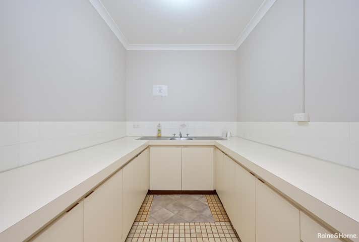B, 23 Chalgrove Avenue Rockingham WA 6168 - Image 9