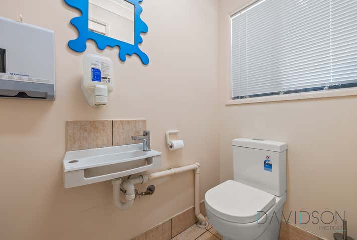 156 Ashmore Road Benowa QLD 4217 - Image 12