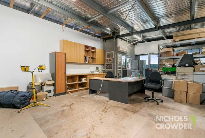 27 Sir Laurence Drive Seaford VIC 3198 - Image 8