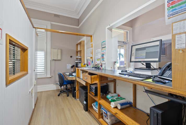 37 Moseley Street Glenelg SA 5045 - Image 19