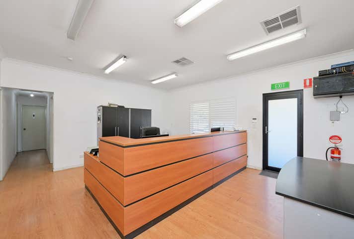 10 Sudlow Road Bibra Lake WA 6163 - Image 7