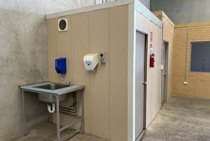 8/122-124 Radium Street North Welshpool WA 6106 - Image 6