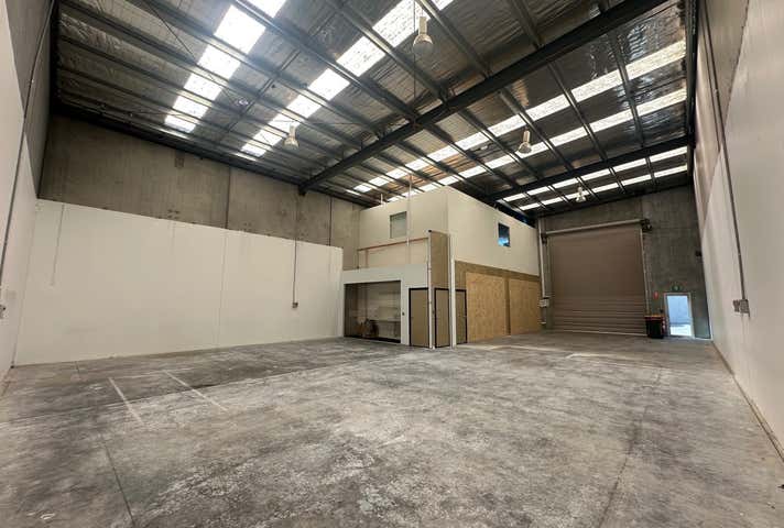 2/19 Grasslands Avenue Craigieburn VIC 3064 - Image 9