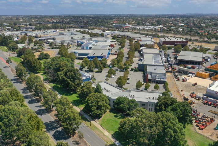 10/41 Catalano Circuit Canning Vale WA 6155 - Image 15