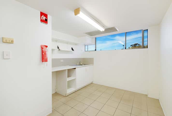 64 Griffith Street Coolangatta QLD 4225 - Image 10