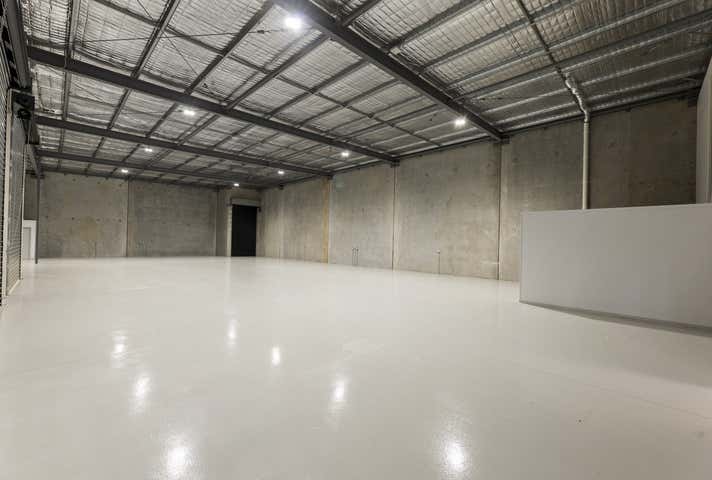 8 Tradewinds Court Glenvale QLD 4350 - Image 3