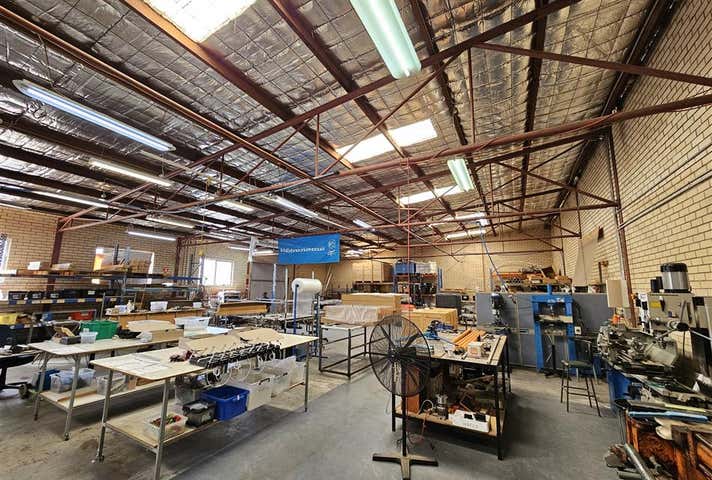 21 River Road Bayswater WA 6053 - Image 8