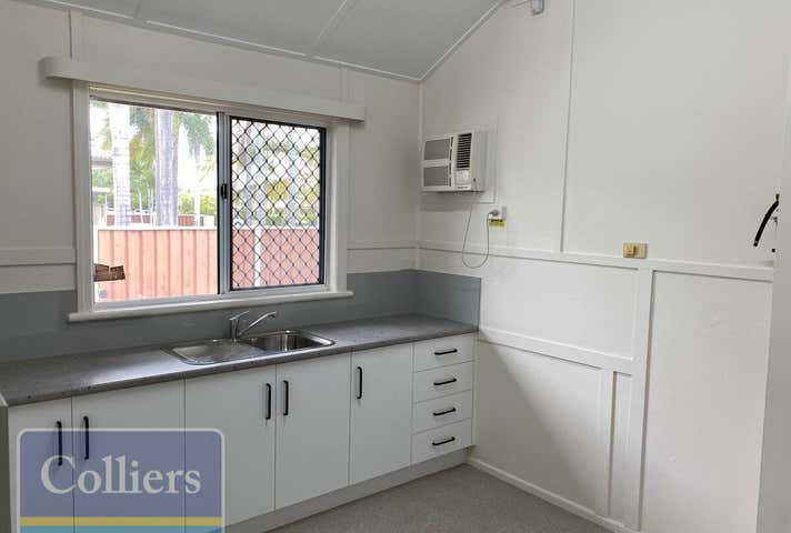 1/42 Fulham Road Pimlico QLD 4812 - Image 9