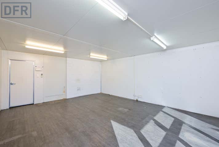 1/12 Helmshore Way Port Kennedy WA 6172 - Image 10