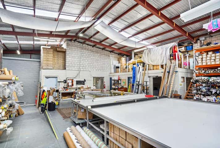 9 HARKER STREET Burwood VIC 3125 - Image 7