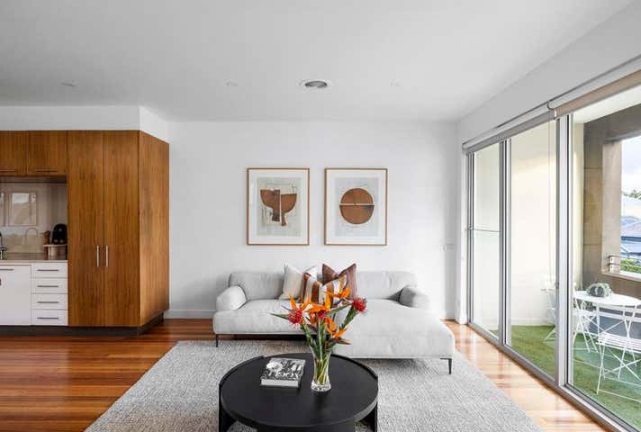 1/1A Churchill Grove Hawthorn VIC 3122 - Image 6