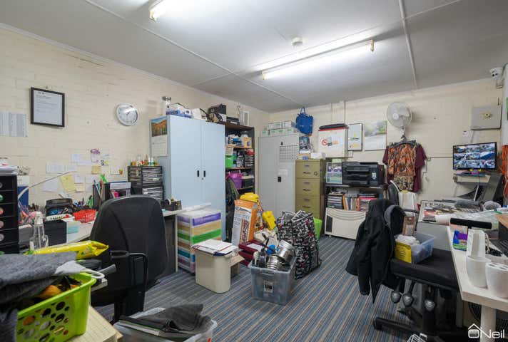 255 Railway Avenue Kelmscott WA 6111 - Image 10