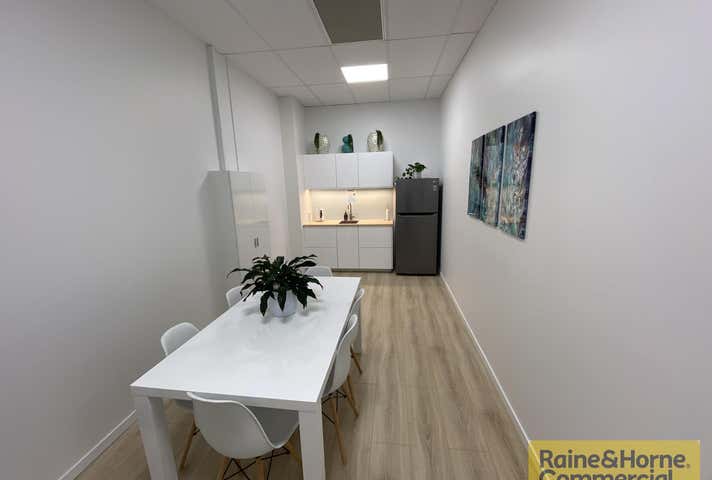 33/302 South Pine Road Brendale QLD 4500 - Image 10