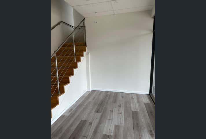 4/17 Infinity Drive Truganina VIC 3029 - Image 9