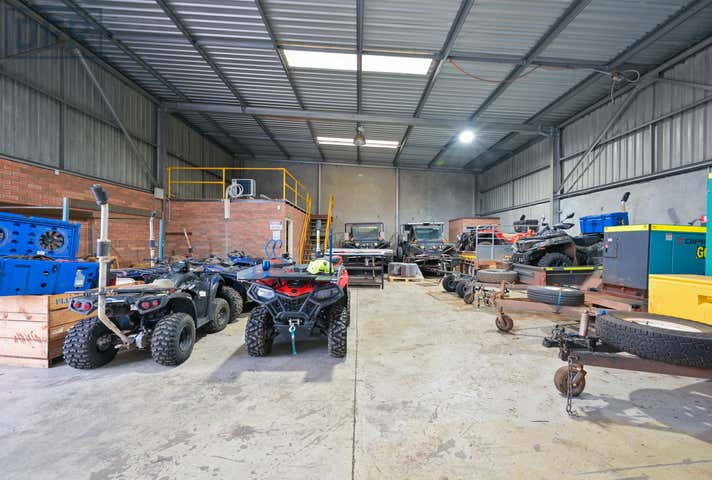 3/35 Cooper Road Cockburn Central WA 6164 - Image 8