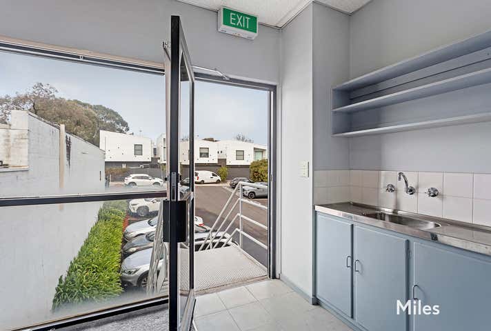 3/26 Aberdeen Road Macleod VIC 3085 - Image 5