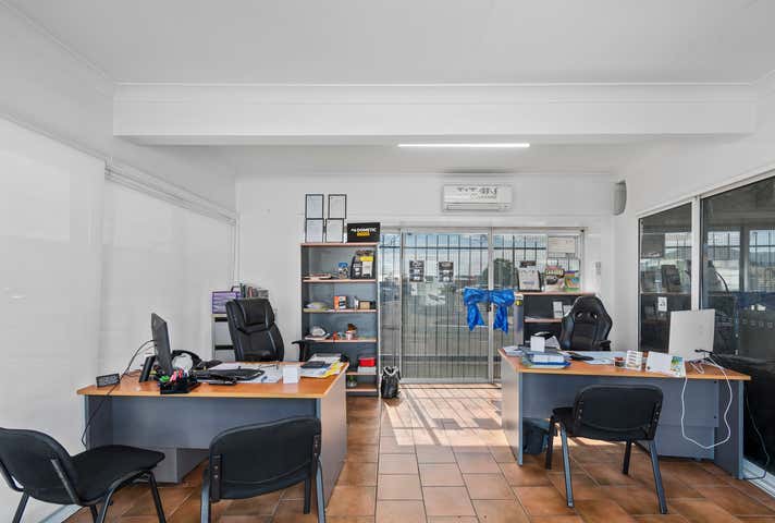 High Exposure Sales Yard, 105-107 Princes Highway Unanderra NSW 2526 - Image 3