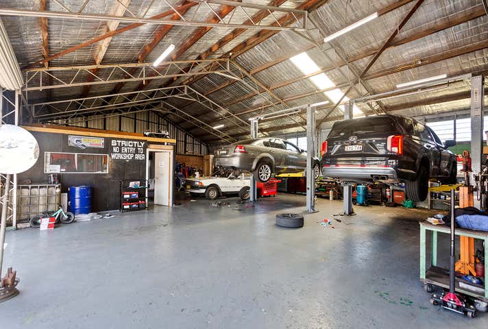 235-241 Princes Highway Unanderra NSW 2526 - Image 3