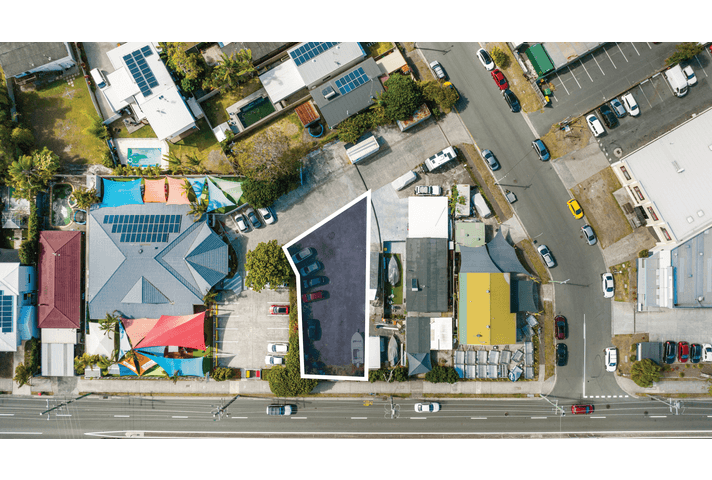 15 Pacific Avenue Miami QLD 4220 - Image 3