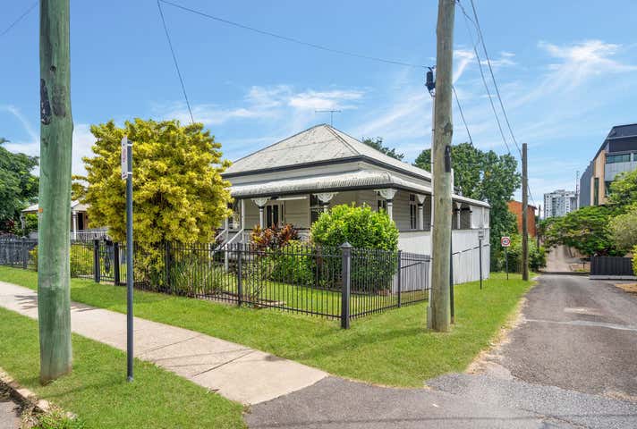 65 Roderick Street Ipswich QLD 4305 - Image 2