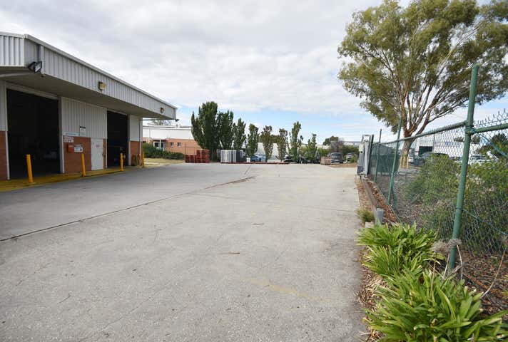 10 Moorefield Park Drive Wodonga VIC 3690 - Image 11