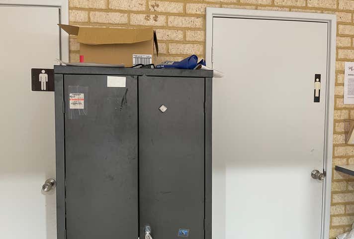 15 Pavers Circle Malaga WA 6090 - Image 12