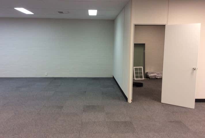 4/45 Tomlinson Road Welshpool WA 6106 - Image 5