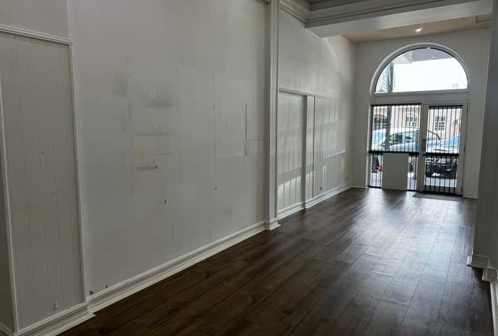 5C/22 Spence Street Cairns City QLD 4870 - Image 4