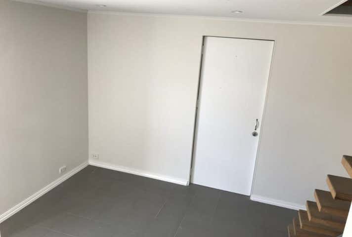 2/5 Cressall Road Balcatta WA 6021 - Image 3