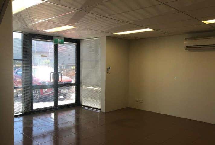 2/50 Mordaunt Cct Canning Vale WA 6155 - Image 5