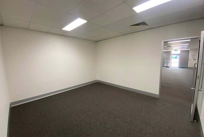 Suite 2 377 Mulgrave Road Bungalow QLD 4870 - Image 9