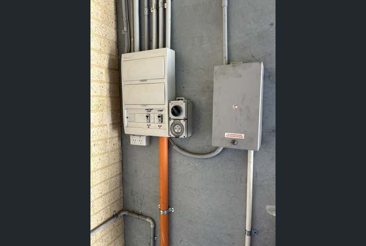 8/122-124 Radium Street North Welshpool WA 6106 - Image 11