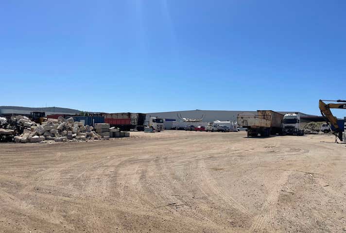 61 Clifford Street Maddington WA 6109 - Image 3