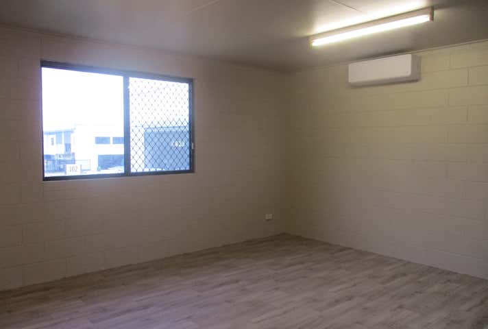 111 Hartley Street Portsmith QLD 4870 - Image 7
