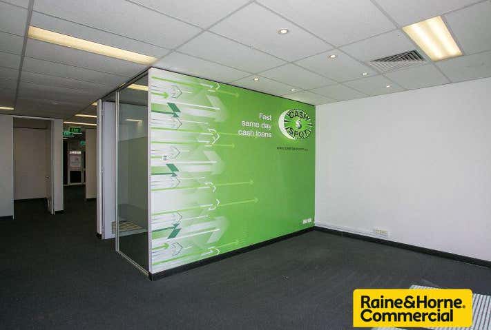 Unit 4 / 1892 Beach Road Malaga WA 6090 - Image 5