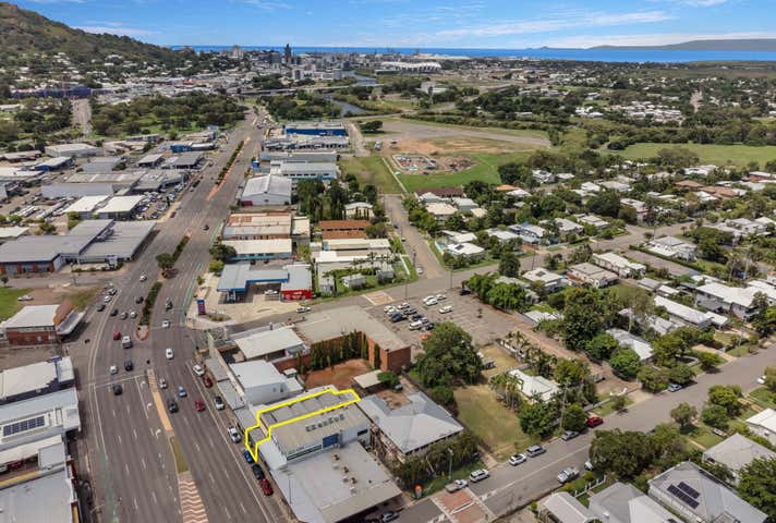 2/106 Charters Towers Road Hermit Park QLD 4812 - Image 14