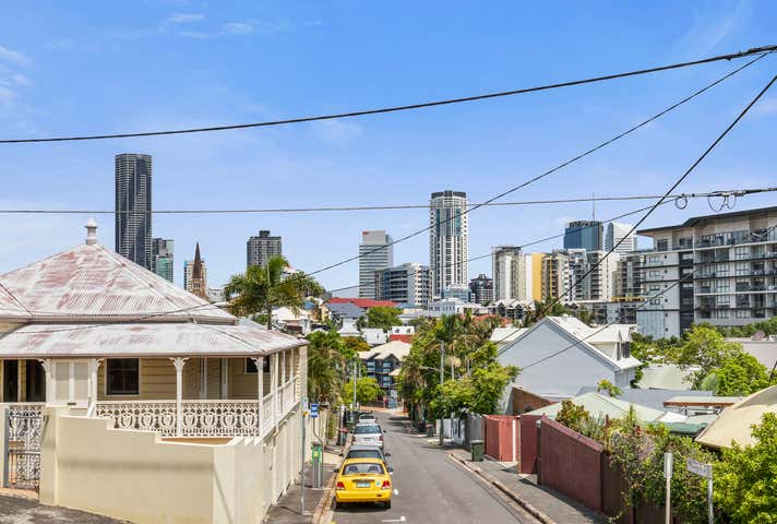 149 Fortescue Street Spring Hill QLD 4000 - Image 15