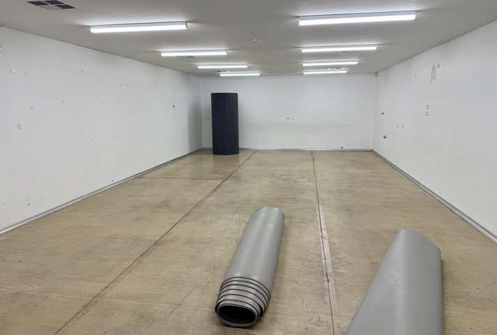 Unit 2, 9 Bowen Crescent West Gosford NSW 2250 - Image 5