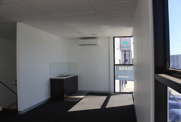 8/39 Essex Street Pascoe Vale VIC 3044 - Image 5