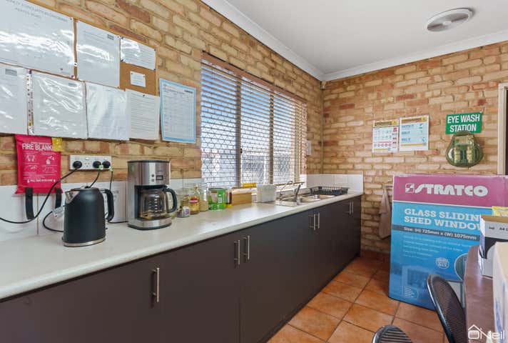 2/18 Keates Road Armadale WA 6112 - Image 22