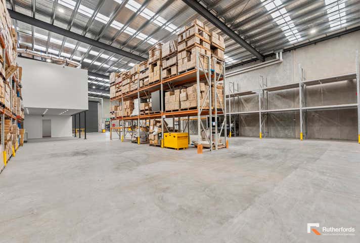 19 Quinlan Road Epping VIC 3076 - Image 5