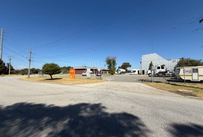 7 Coulson Way Canning Vale, 7 Coulson Way Canning Vale WA 6155 - Image 14