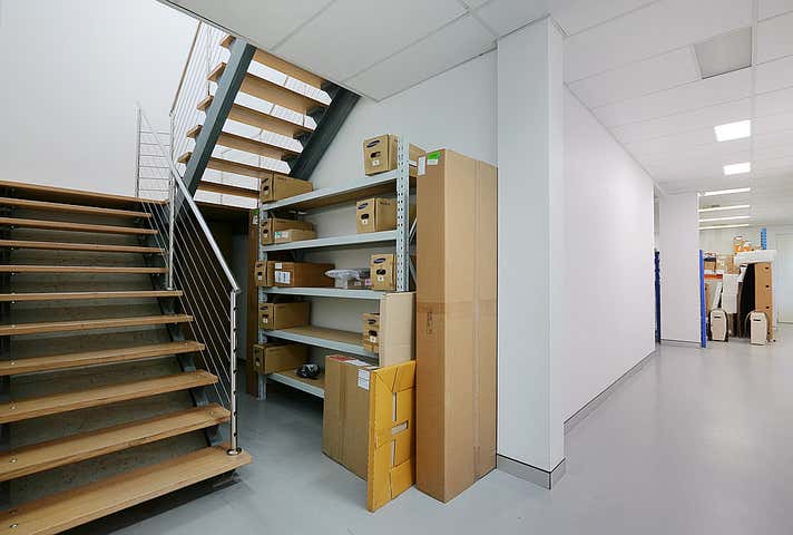 Unit 3, 7 Mordaunt Circuit Canning Vale WA 6155 - Image 8