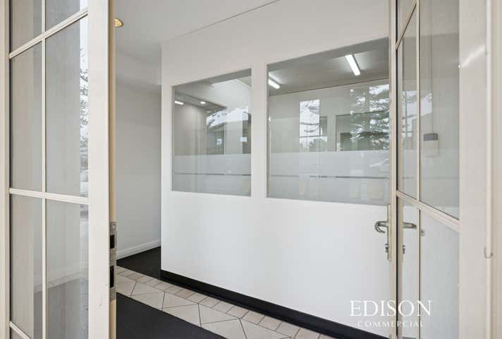 37/1 Norfolk Street Fremantle WA 6160 - Image 4