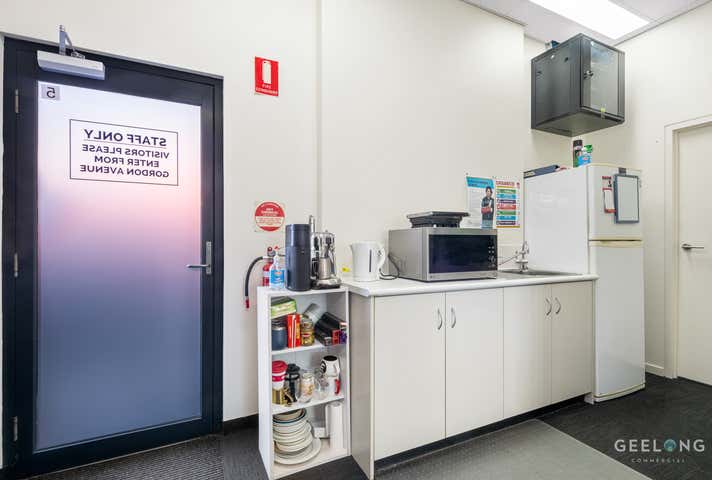 5/240 Pakington Street Geelong West VIC 3218 - Image 8