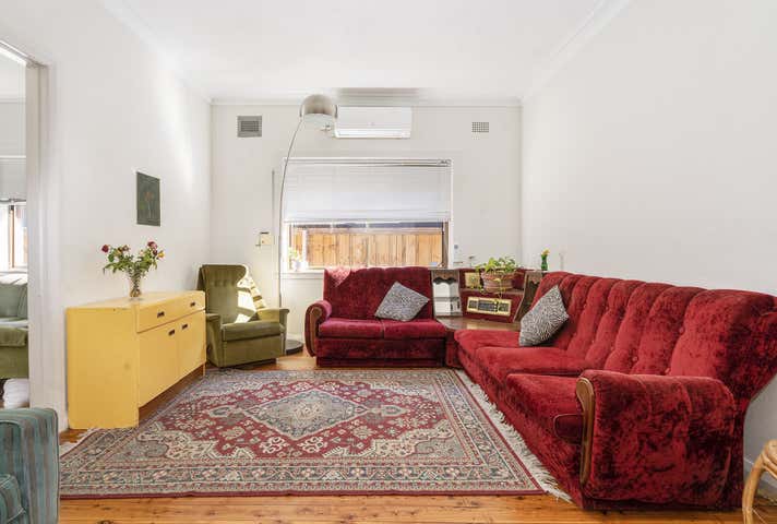 7 Minogue Crescent Forest Lodge NSW 2037 - Image 6