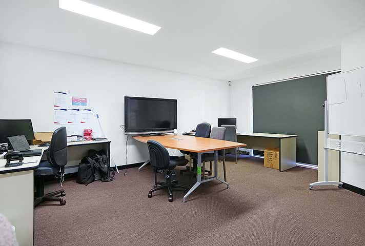 Unit 2, 14 - 16 Bannick Court Canning Vale WA 6155 - Image 29