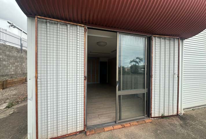 Unit 1/15-21 Nissen Street Pialba QLD 4655 - Image 9